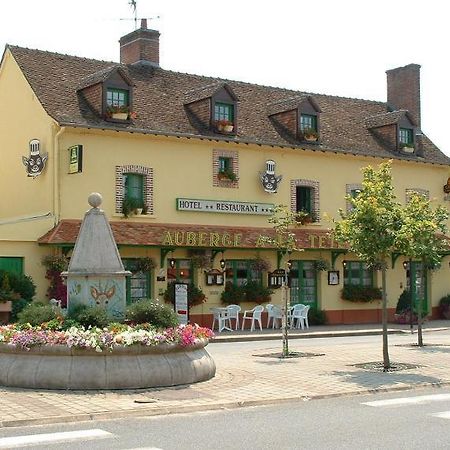 Logis Auberge A La Tete De Lard La Ferté-Imbault Exterior foto