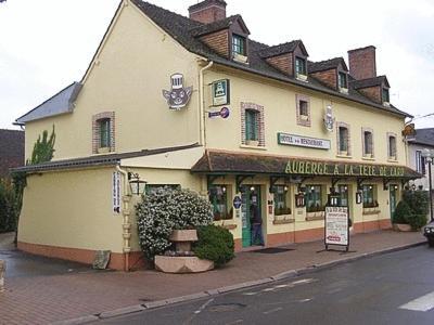 Logis Auberge A La Tete De Lard La Ferté-Imbault Exterior foto